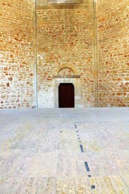 Palermo, İtalya - 7 Nisan 2019 Palermo 'daki Santa Maria allo Spasimo kilisesinin anımsatıcı görüntüsü.