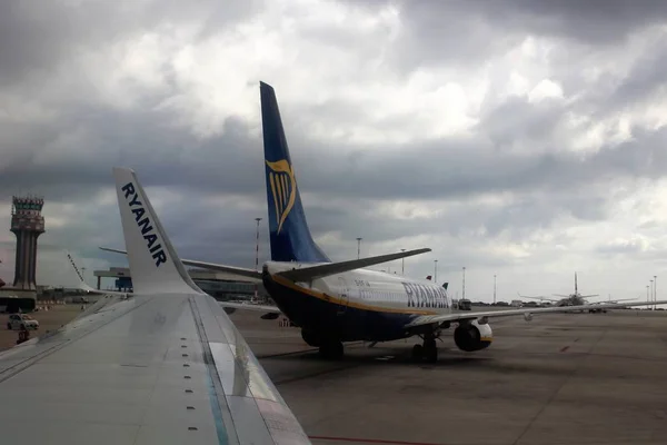 2019 Palermo Punta Raisi Billigfluggesellschaft Ryanair Detail Des Flügels Mit — Stockfoto
