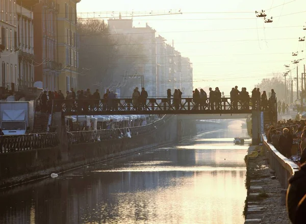 Milão Itália Janeiro 2017 Naviglio Grande Assombração Boêmia Cidade Cheia — Fotografia de Stock