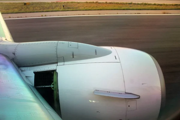 Imagem Interessante Turbina Uma Aeronave 737 Durante Fase Pouso — Fotografia de Stock