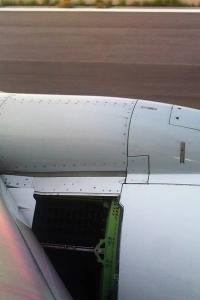 interesting image of the turbine of a 737 aircraft during the phase of landing