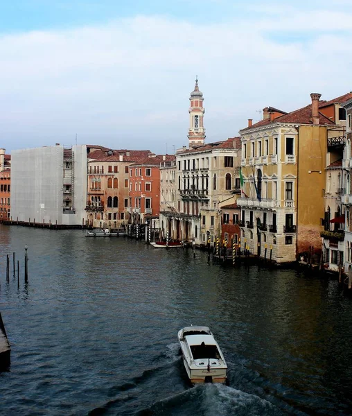 Venezia Dicembre 2018 Suggestiva Immagine Del Tipico Canale Venezia Con — Foto Stock