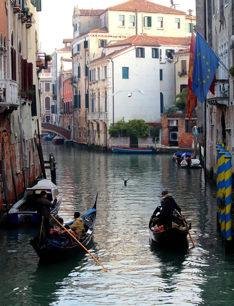 Venice Italy December 2018 Evocative Image Typical Venice Canal Passing — 스톡 사진