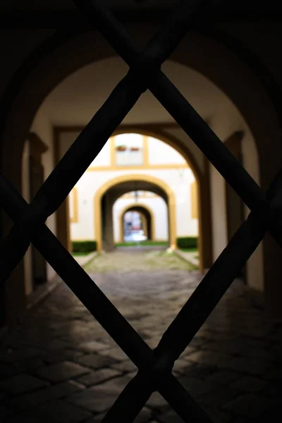 Detail Tepané Železné Brány Historickém Centru Palerma Itálii — Stock fotografie