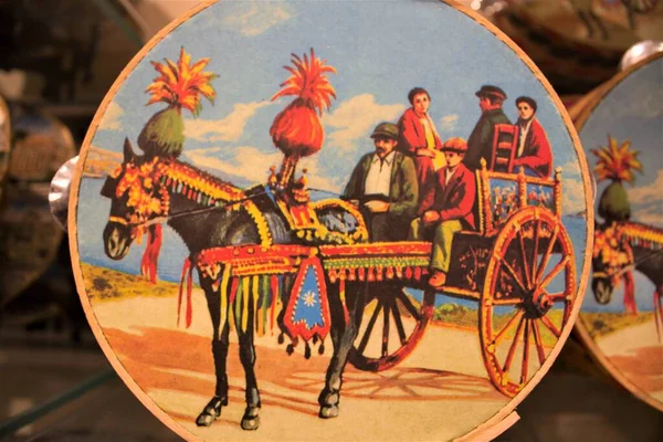 Tef 'e boyanmış Sicilya arabası