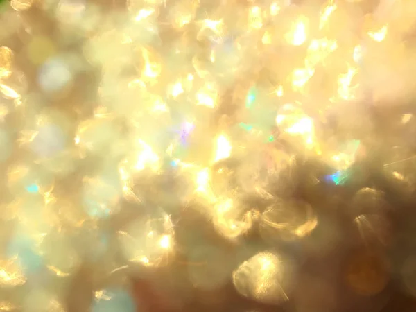 Sfocatura sfocata primo piano palla glitter dorata in full-frame — Foto Stock