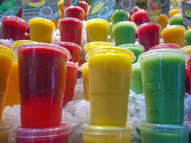 Smoothies pazarında buzla