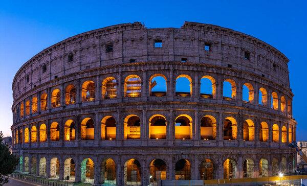 Beautifuly lit Colosseum in Rome, Italy