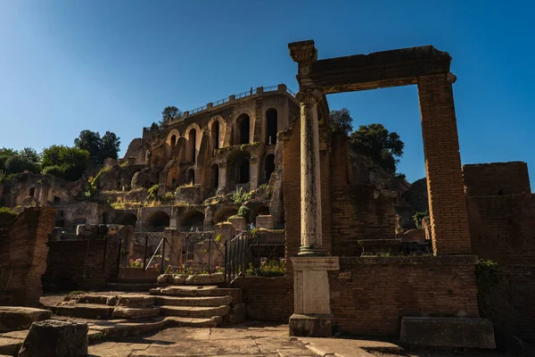Храм Весты в Римском форуме, Италия — стоковое фото