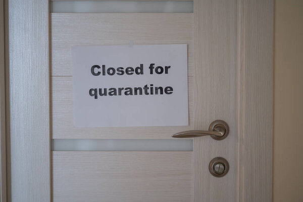 Записка на двери. В карантине. Эпидемия коронавируса. Пандемия XXI века
.