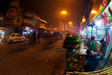 Gece Paharganj 