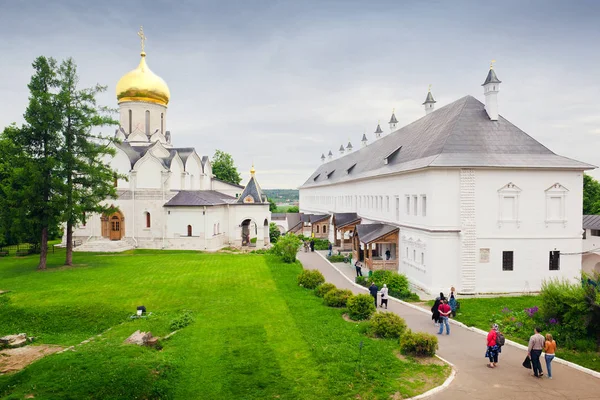 Саввино-Сторожевский православный монастырь в Звенигороде — стоковое фото