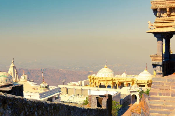 Girnar Tepe Üzerinde Jain Tapınaklar Junagadh Stanbul Türkiye — Stok fotoğraf