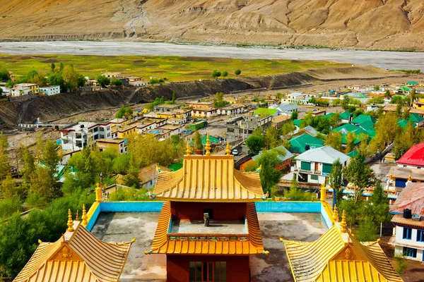 Telhado Templo Budista Vista Kaza Spiti Himachal Pradesh Índia — Fotografia de Stock