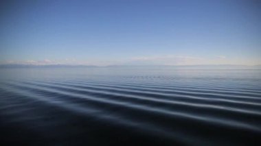 Deniz suları altında açık mavi gökyüzü yaz gün açık havada üzerinde.