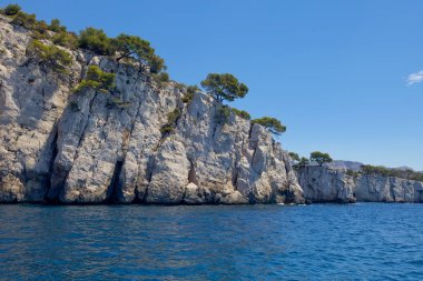 Marsilya yakınlarındaki ünlü Calanques Ulusal Parkı.