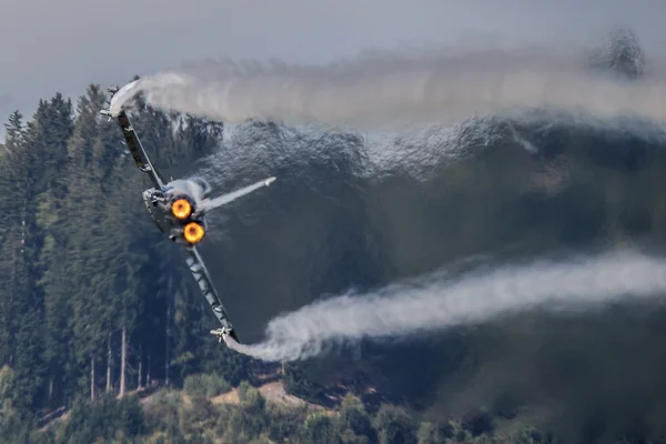 Eurofighter Typhoon sobre la potencia aérea en Zeltweg —  Fotos de Stock