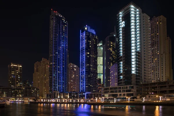 Dubai Marina nocą — Zdjęcie stockowe