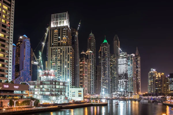 Dubai Marina de noche — Foto de Stock