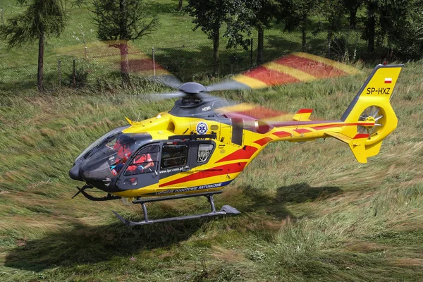 HEMS Elicottero decollo — Foto Stock