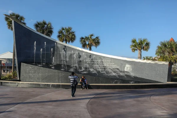 Fontaine John Kennedy au centre spatial Kennedy — Photo