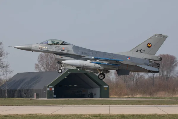 Niederländische Luftstreitkräfte f-16 — Stockfoto