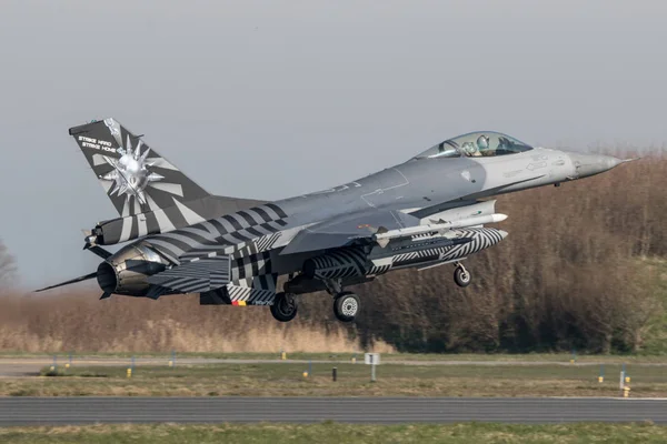 Військово-повітряні сили F-16 Бельгії — стокове фото