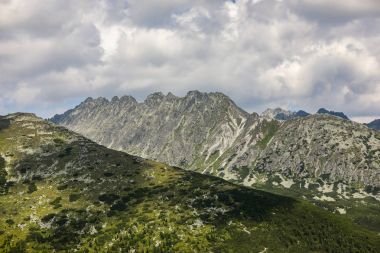 Slovakça Tatry dağlara