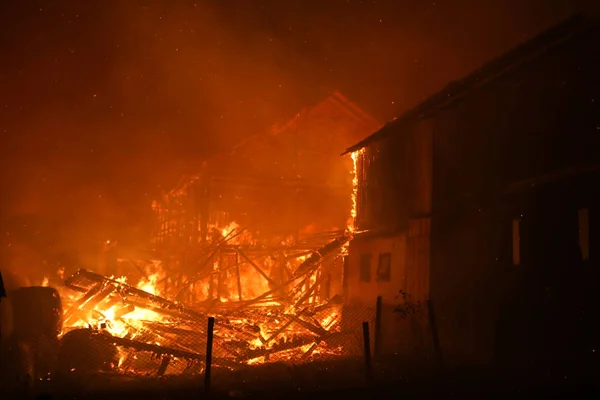 Nowa Biala Poland 2018 Huge Barn Fire Windy Night Buildings — Stock Photo, Image