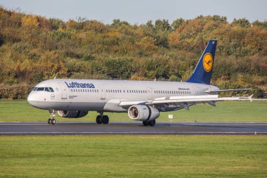 Hamburg Fuhlsbttel - 22.10.2017 Airbus A321-Hamburg, Almanya Hamburg Havaalanı 22.10.2017 açılış Lufthansa