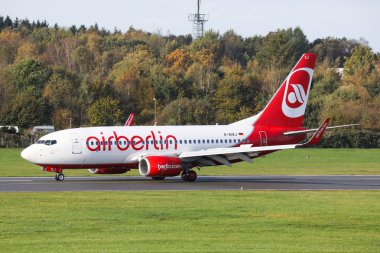 Hamburg Fuhlsbttel - 22.10.2017 Boeing 737 Air Berlin Hamburg airport, Hamburg, Almanya 22.10.2017 tarihinde açılış