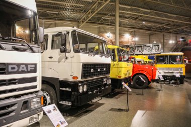 Hollanda, Eindhoven - 08.09.2017 Daf Museum - tam tarihinin efsanevi otomobil üreticisi markası tek bir yerde 08.09.2017 Eindhoven, Hollanda