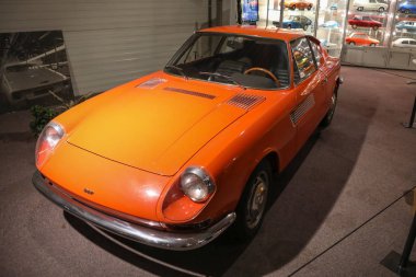 Hollanda, Eindhoven - 08.09.2017 Daf Museum - tam tarihinin efsanevi otomobil üreticisi markası tek bir yerde 08.09.2017 Eindhoven, Hollanda