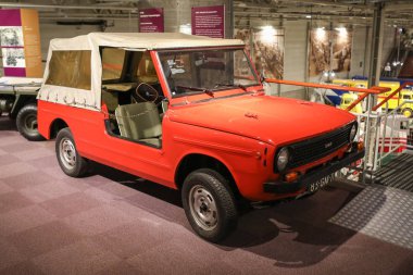 Hollanda, Eindhoven - 08.09.2017 Daf Museum - tam tarihinin efsanevi otomobil üreticisi markası tek bir yerde 08.09.2017 Eindhoven, Hollanda