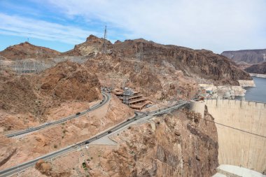 Hooved Barajı Ziyaretçi Merkezi ve otopark