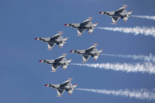 Las Vegas Vereinigte Staaten 2019 Usaf Thunderbirds Demonstrationsflug Während Der — Stockfoto