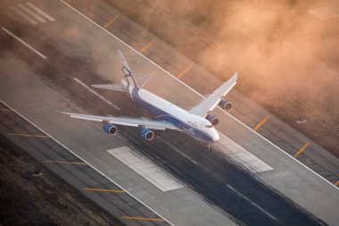 Los Angeles, ABD - 13.11.2019 Boeing 747 Abc Cargo Los Angeles Uluslararası Havaalanında 13.11.2019, ABD
