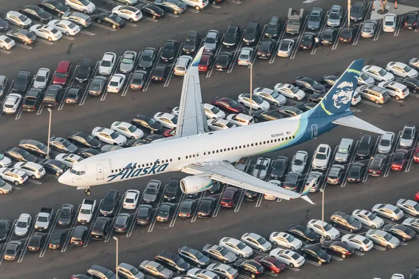 Лос Анджелес Сша 2019 Boeing 737 Alaska Airlines Международном Аэропорту — стоковое фото
