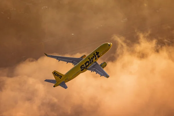 ロサンゼルス アメリカ 2019エアバスA320スピリット航空会社でロサンゼルス国際空港で13 2019 Los Angeles United States — ストック写真