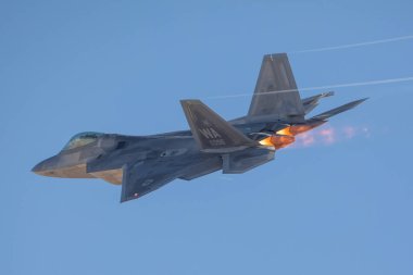 Las Vegas, ABD - 15.2019 Usaf Thunderbird gösteri uçuşu sırasında Nellis Hava Üssü 'nde 15.11.2019, ABD