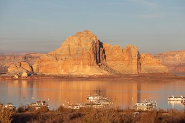 Arizona, ABD - 18.11.2019 Güzel Powell Gölü 18.11.2019 Arizona, ABD