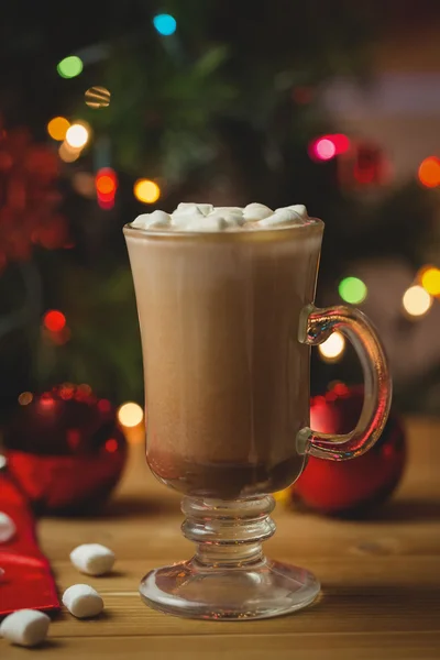 Cup of coffee with marshmallow on table — Stock Photo, Image