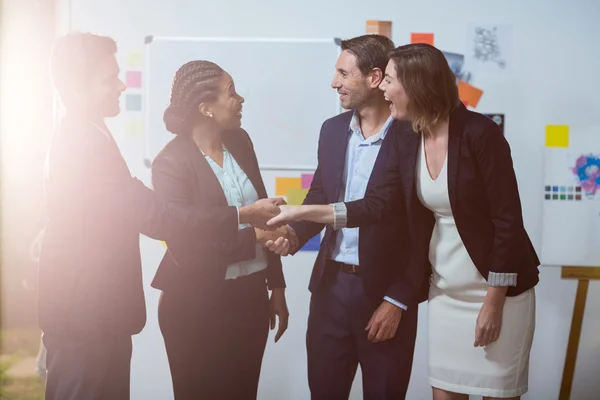 Business people shaking hands with each other — Stock Photo, Image