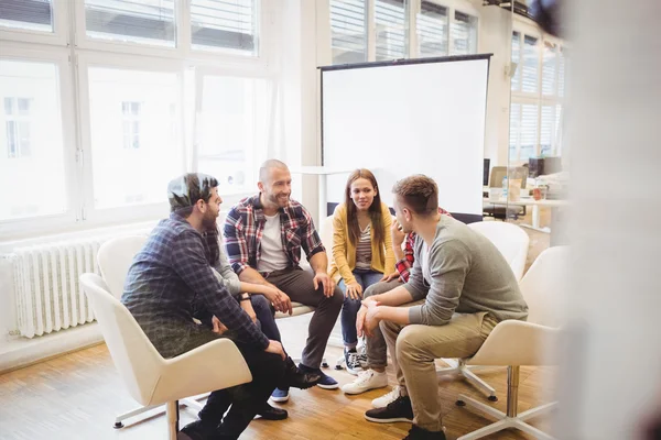 Gente creativa de negocios en la sala de reuniones —  Fotos de Stock