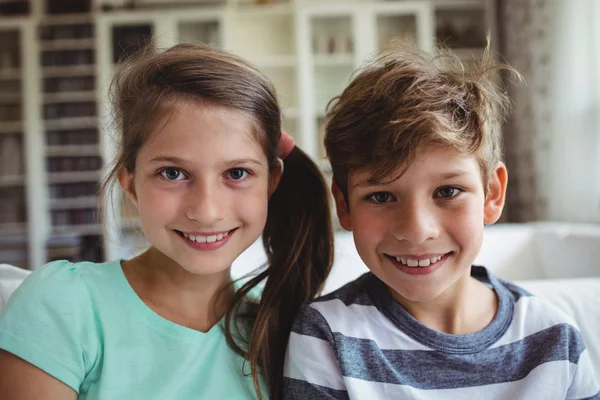 Retrato de niños sonriendo —  Fotos de Stock