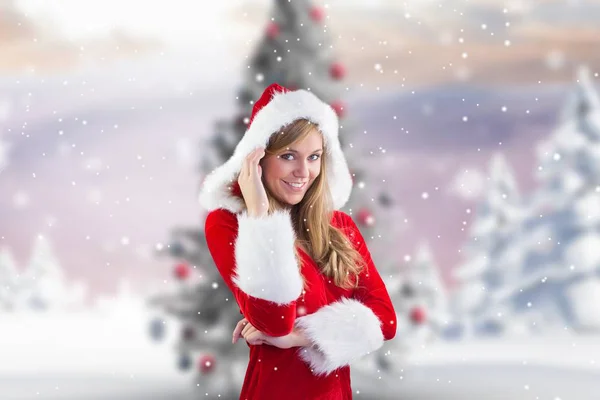 Vrouw in santa kostuum glimlachen — Stockfoto
