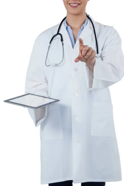 Female doctor holding tablet — Stock Photo, Image