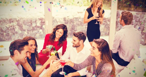 Group of friends toasting cocktail drinks — Stock Photo, Image