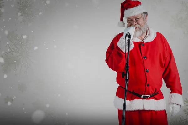 Santa Claus cantando canciones — Foto de Stock