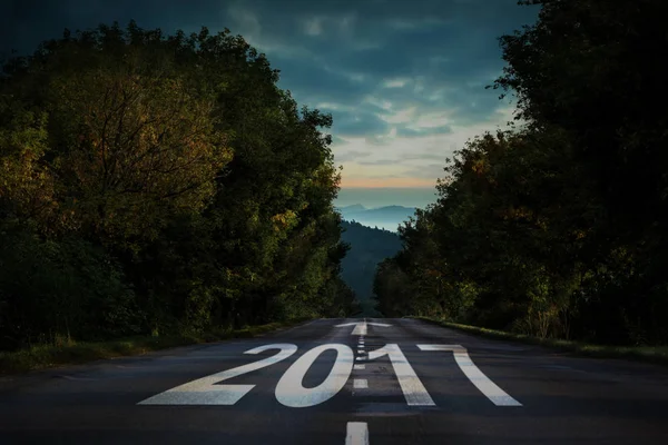 Arrows against open road — Stock Photo, Image